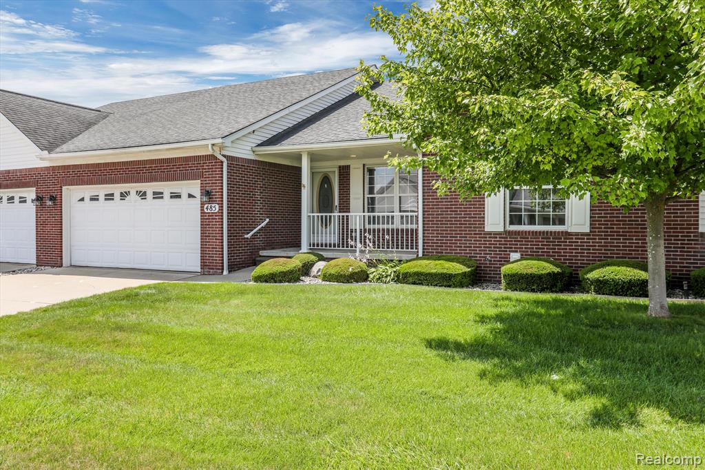 485 NEWCASTLE Lane, Romeo, MI 48065 — Photo 3