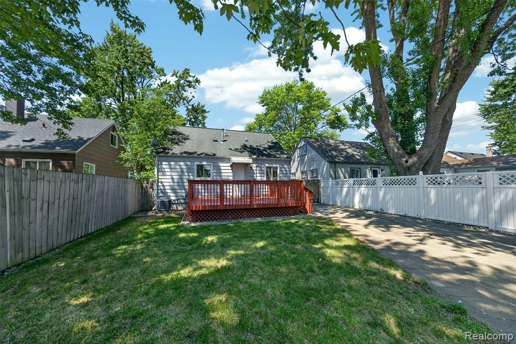 26692 Lorenz Street, Madison Heights, MI 48071 — Photo 20