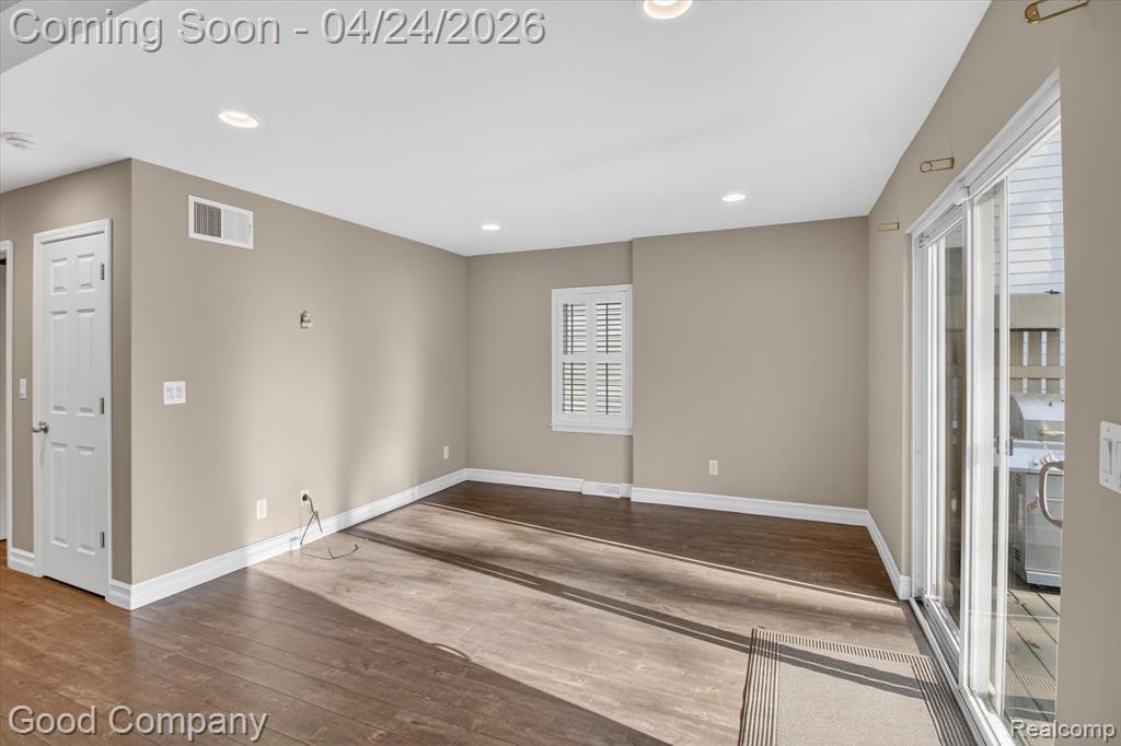 627 Kayser Avenue, Royal Oak, MI 48067 — Photo 19