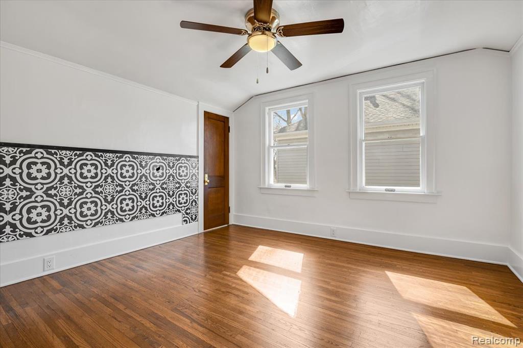 522 N Washington Avenue, Royal Oak, MI 48067 — Photo 12