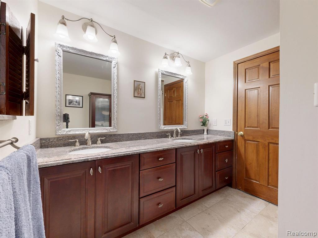6624 Wellesley Terrace, Clarkston, MI — Photo 30