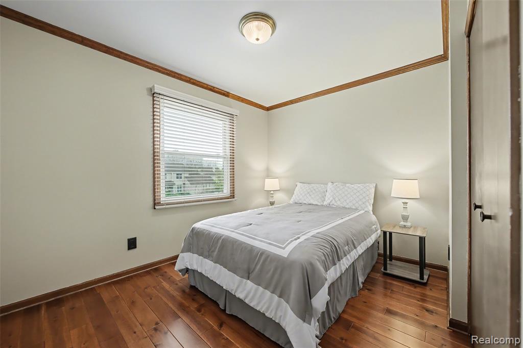 37764 Stableview Drive, Farmington, MI 48335 — Photo 23
