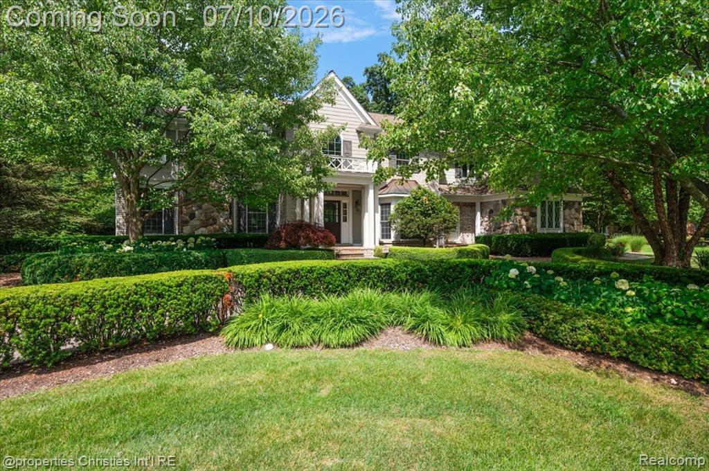 937 Mitchell Court, Bloomfield Hills, MI 48304 — front exterior