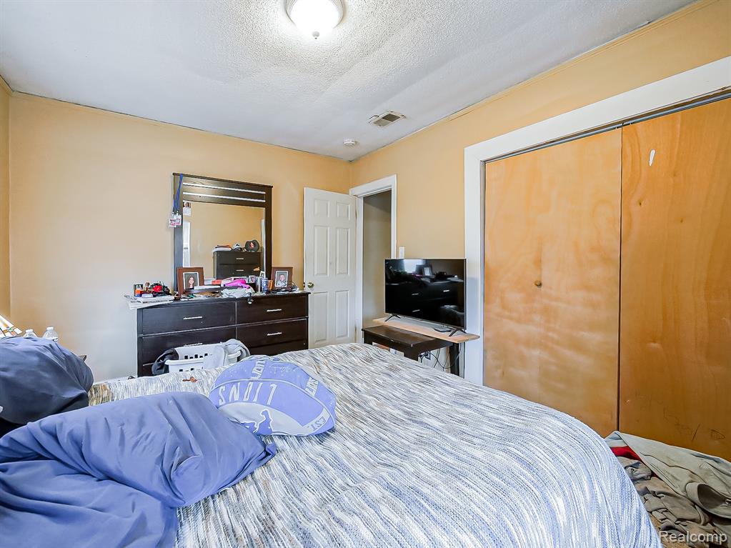 4826 Yorkshire Road, Detroit, MI 48224 — Photo 26