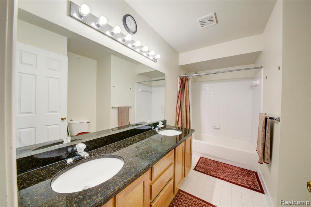 6813 Poppleton Road, Canton, MI 48187 — Photo 42