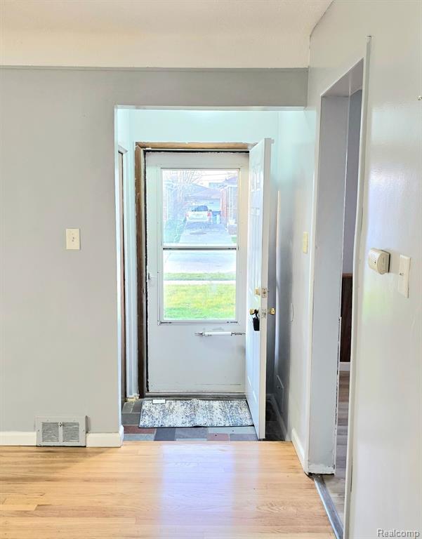 8340 ANNA Avenue, Warren, MI 48093 — Photo 3