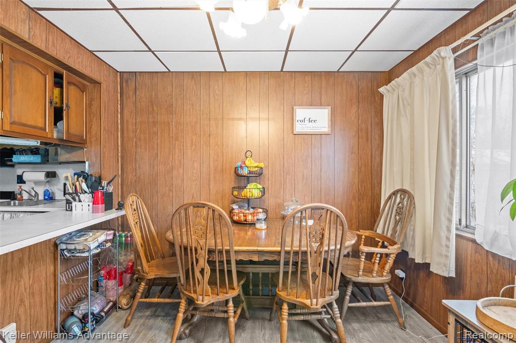 2085 Thomas Street, Lincoln Park, MI 48146 — Photo 17