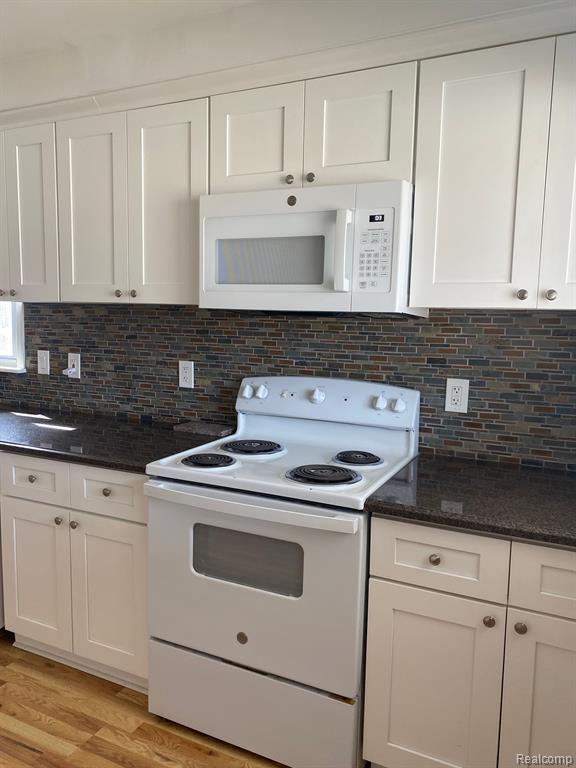 753 DETROIT Avenue N, Lincoln Park, MI 48146 — Photo 8