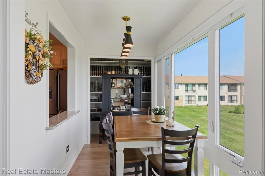 1700 River Road, 8, Marysville, MI 48040 — Photo 12