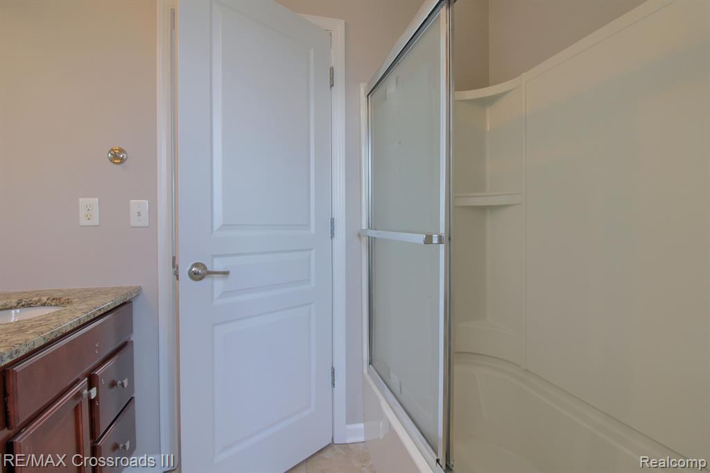 51134 FEDERAL Boulevard, Canton, MI 48188 — Photo 34