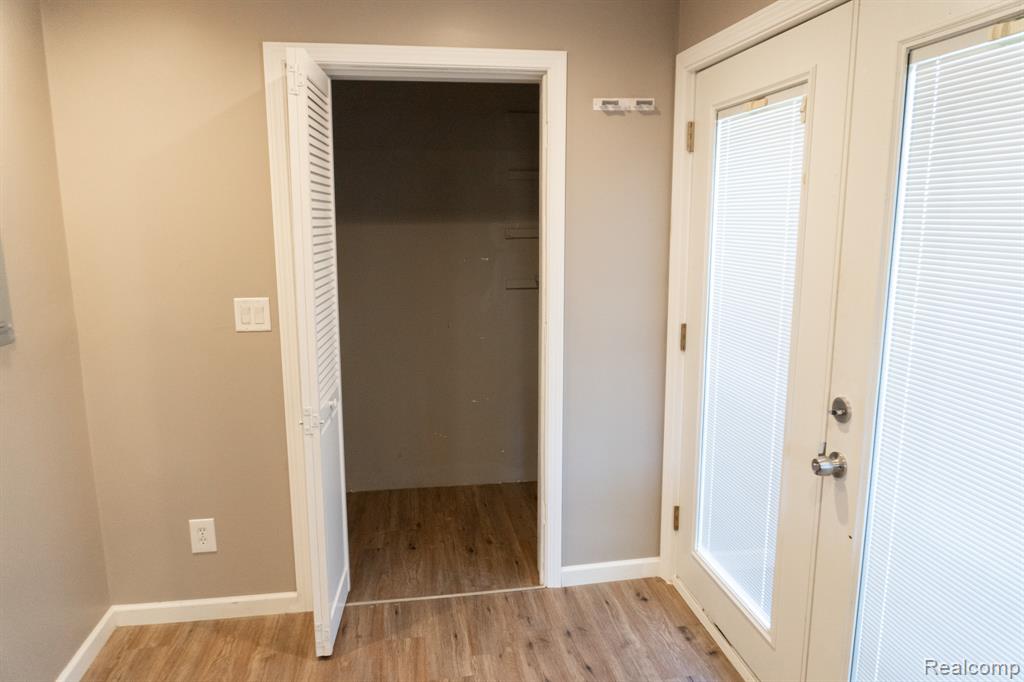 400 W MAIN Street, Durand, MI 48429 — Photo 19