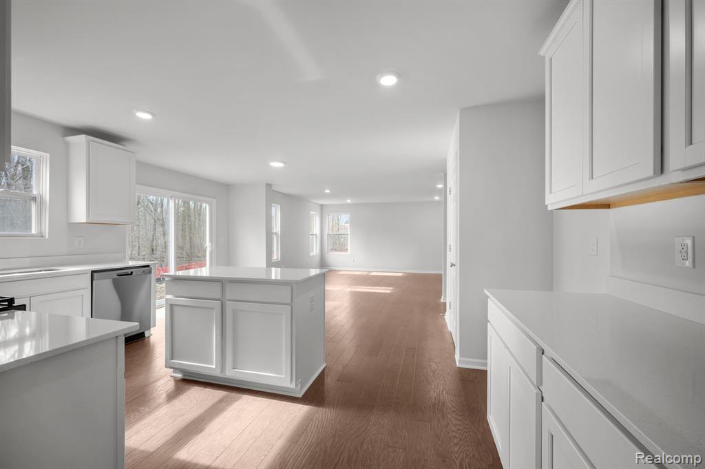 4286 Oak Street, Grand Blanc, MI 48439 — Photo 4