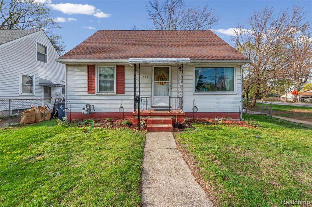 527 E Sunnybrook Drive, Royal Oak, MI 48073 — front exterior