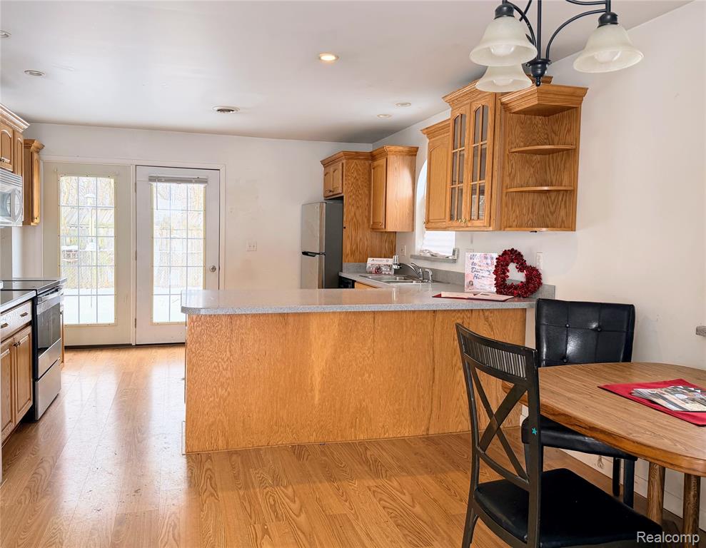 5940 Daniels Street, Taylor, MI 48180 — Photo 9