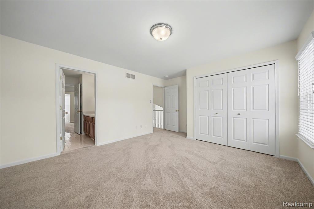 638 W Bluff Court, 31, Rochester Hills, MI 48307 — Photo 32