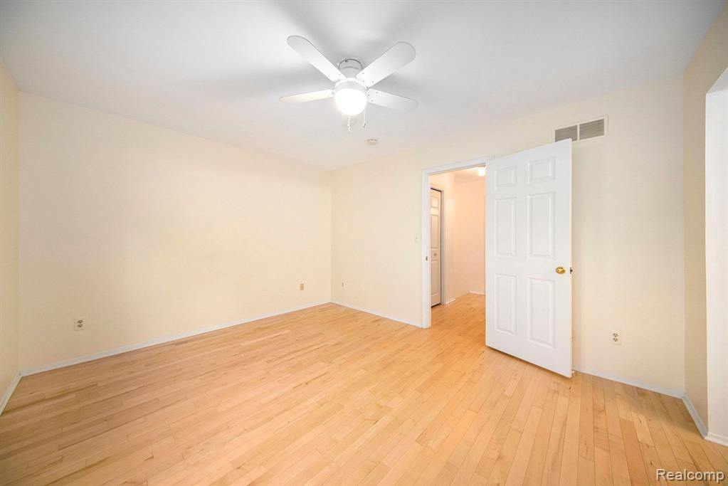 3510 BURBANK Drive, Ann Arbor, MI 48105 — Photo 20