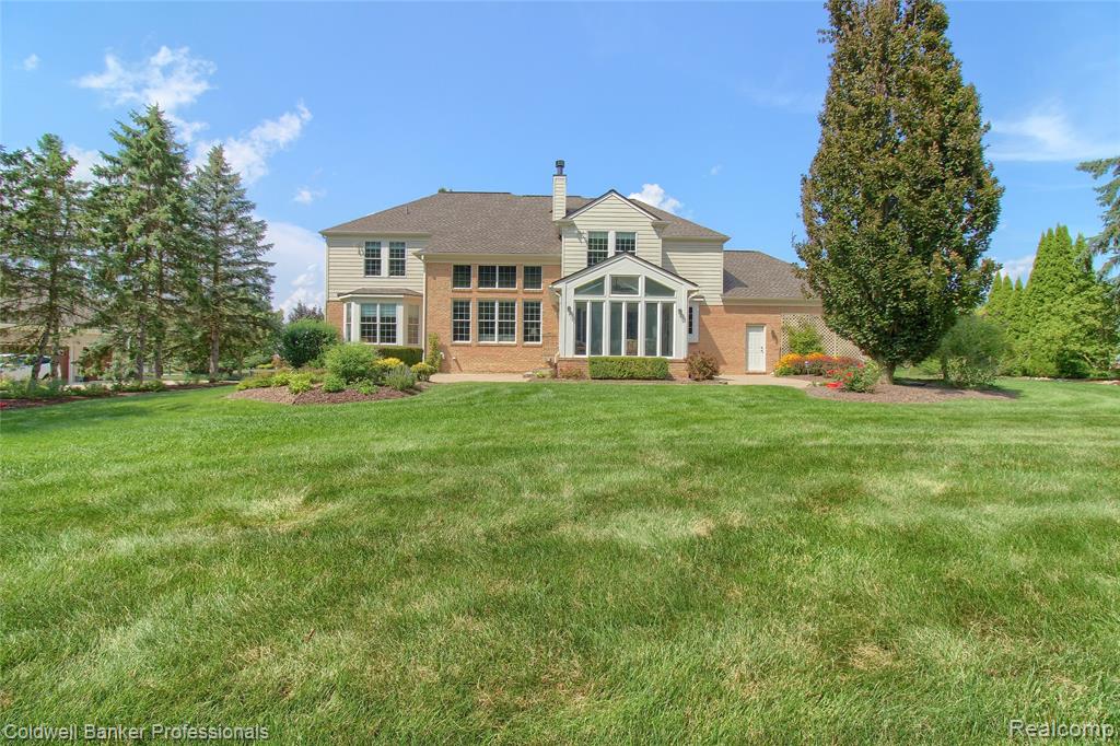 49733 Ash Court, Plymouth, MI 48170 — Photo 63
