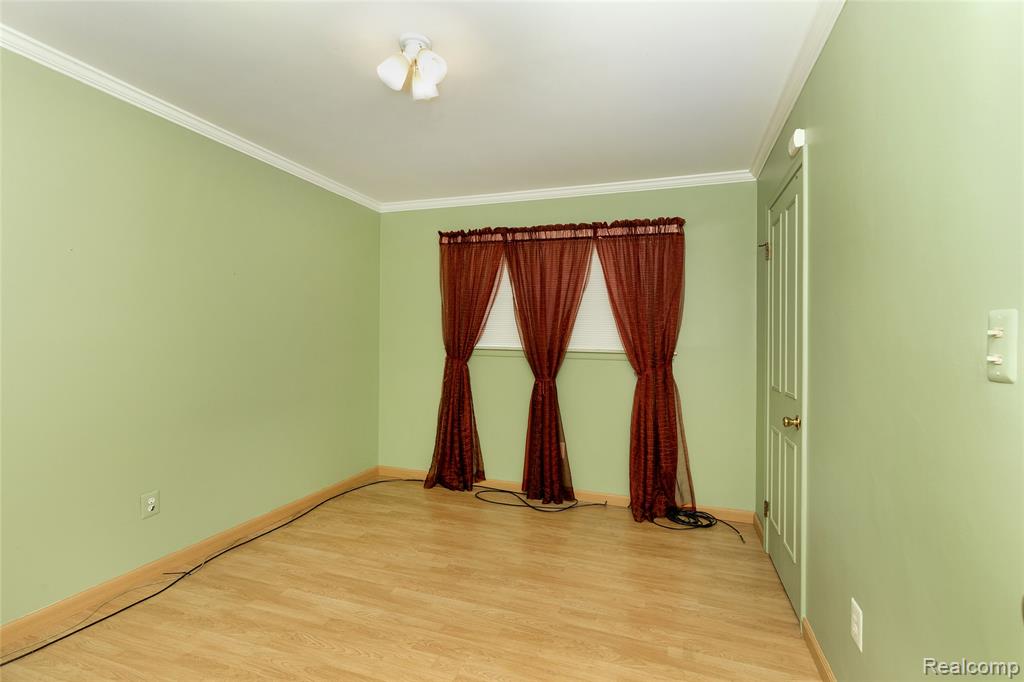 1121 Windham Street, Westland, MI 48186 — Photo 15