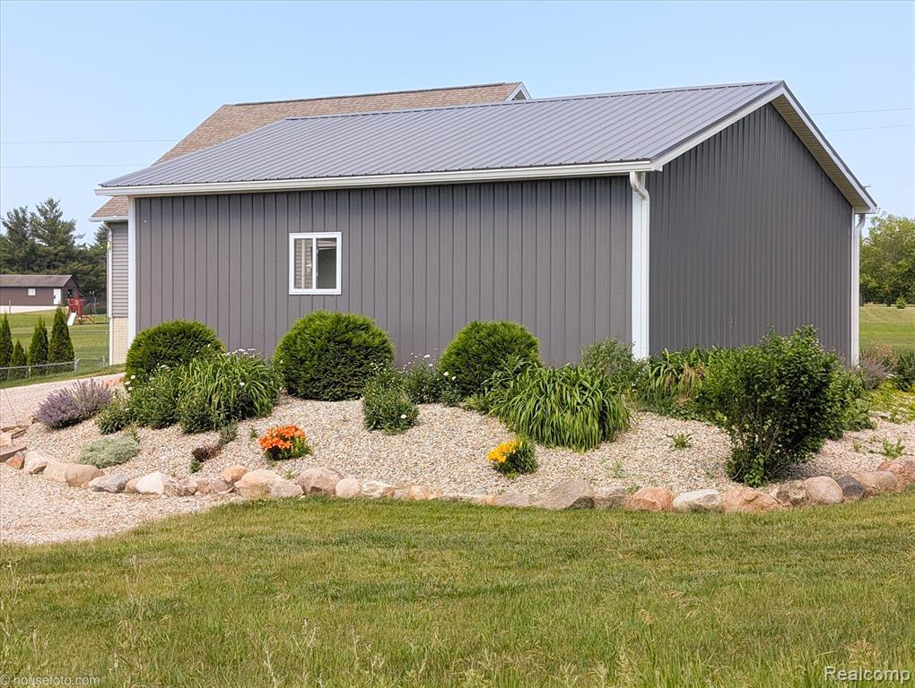 317 N Summers Road, Imlay City, MI 48444 — Photo 35