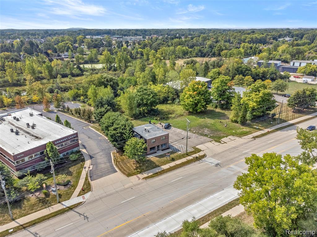 44911 Grand River Avenue, Novi, MI — Photo 5