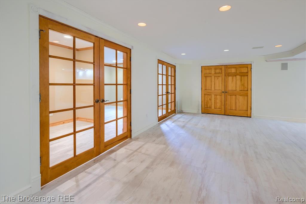 5475 Woodfield Parkway, Grand Blanc, MI 48439 — Photo 78
