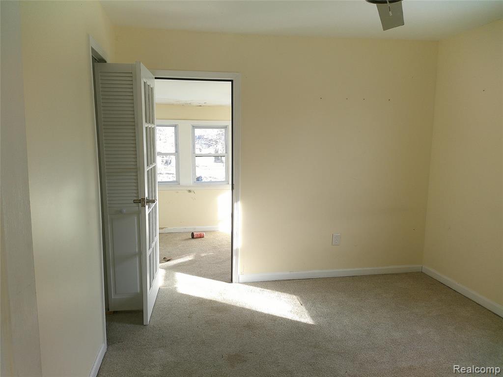 912 Huron Street, Flint, MI 48507 — Photo 17