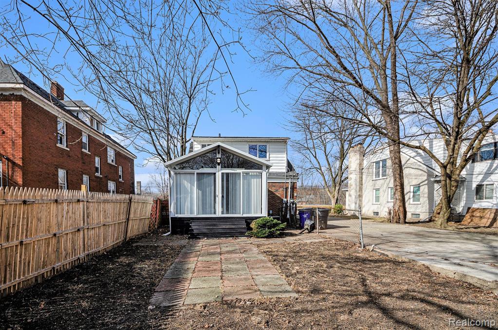 428 ALTER Road, Detroit, MI 48215 — Photo 29