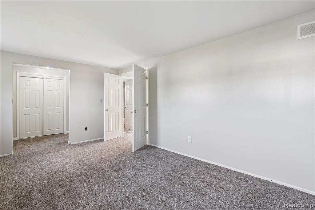 824 Kings Way, Canton, MI 48188 — Photo 25