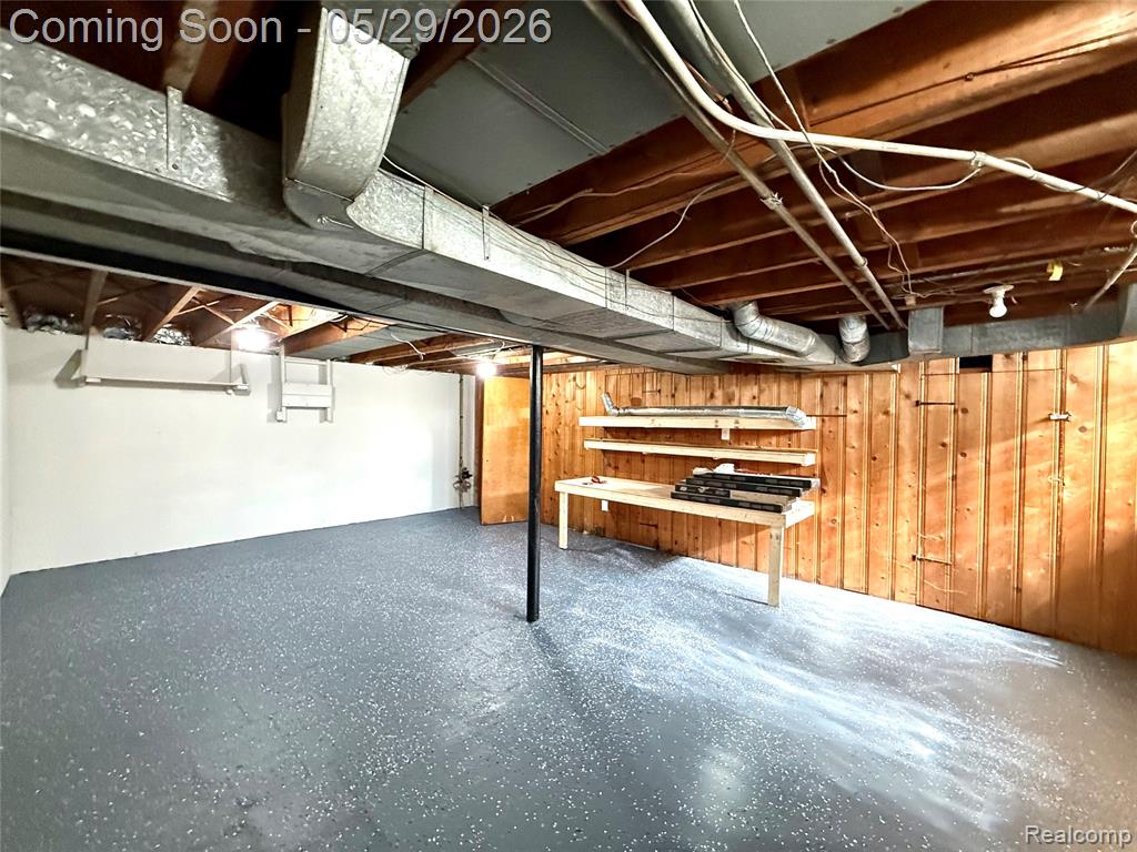 23400 Seneca Street, Oak Park, MI 48237 — Photo 52