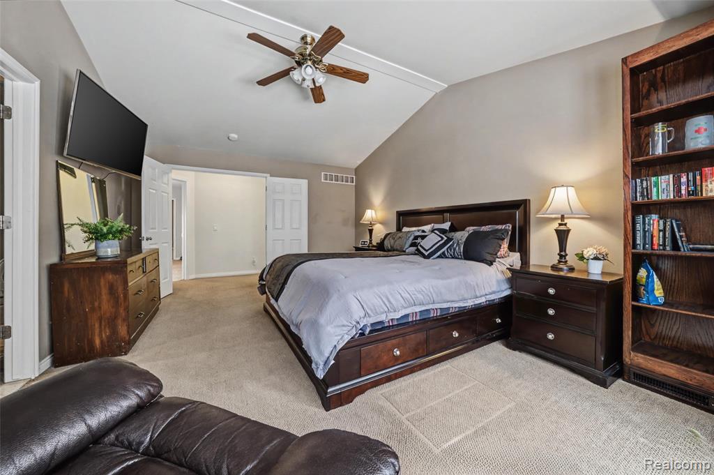 9623 Windsor Lane, Clarkston, MI 48348 — Photo 24