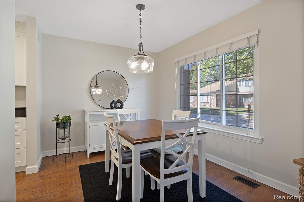 1961 WICKHAM Street, Royal Oak, MI 48073 — Photo 6