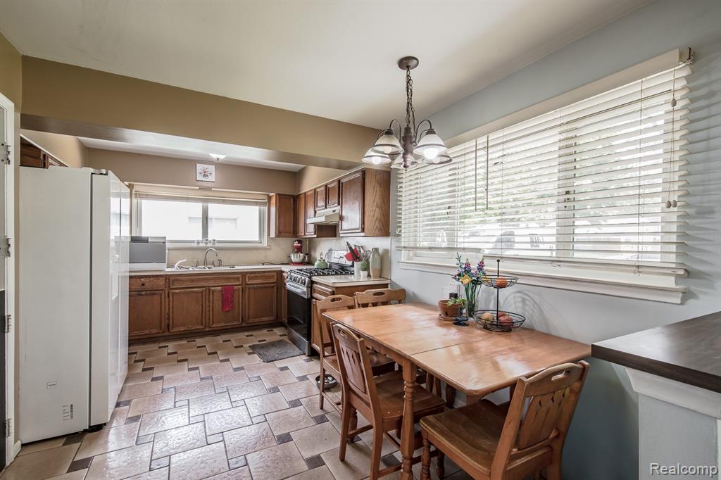 Photo for 36335 Weideman Street, Clinton Twp, MI 48035 - Listing #20251002596 36335 Weideman Street, Clinton Twp, MI 48035