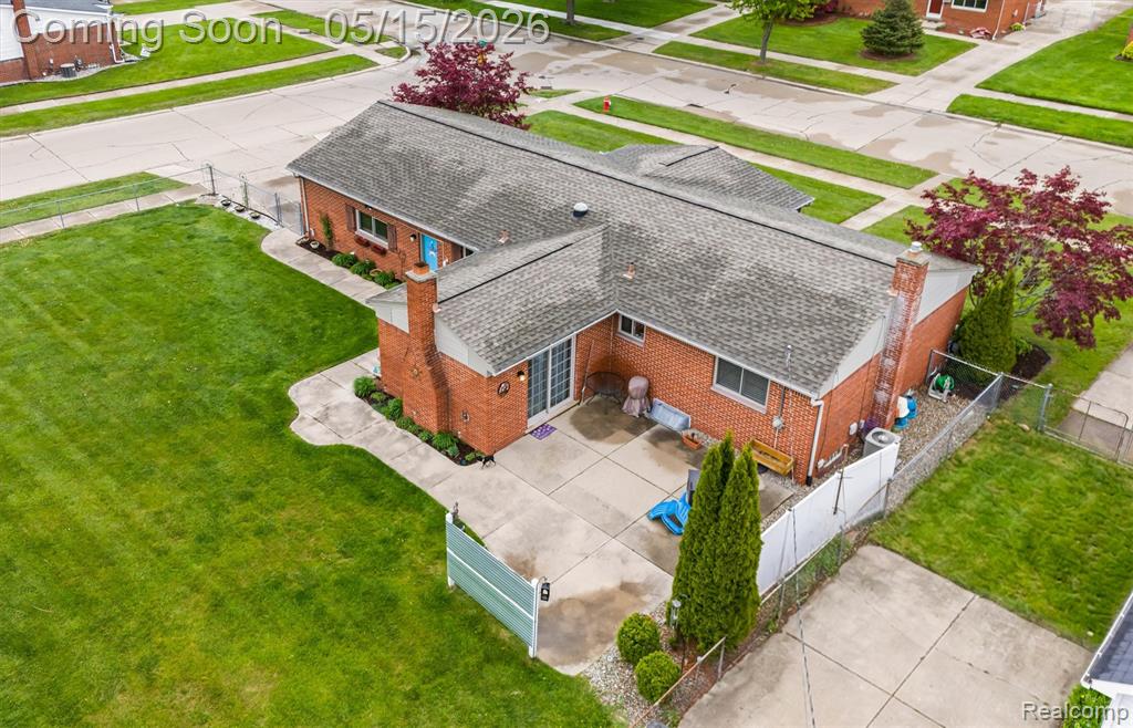 40769 Flagstaff Drive, Sterling Heights, MI 48313 — Photo 31