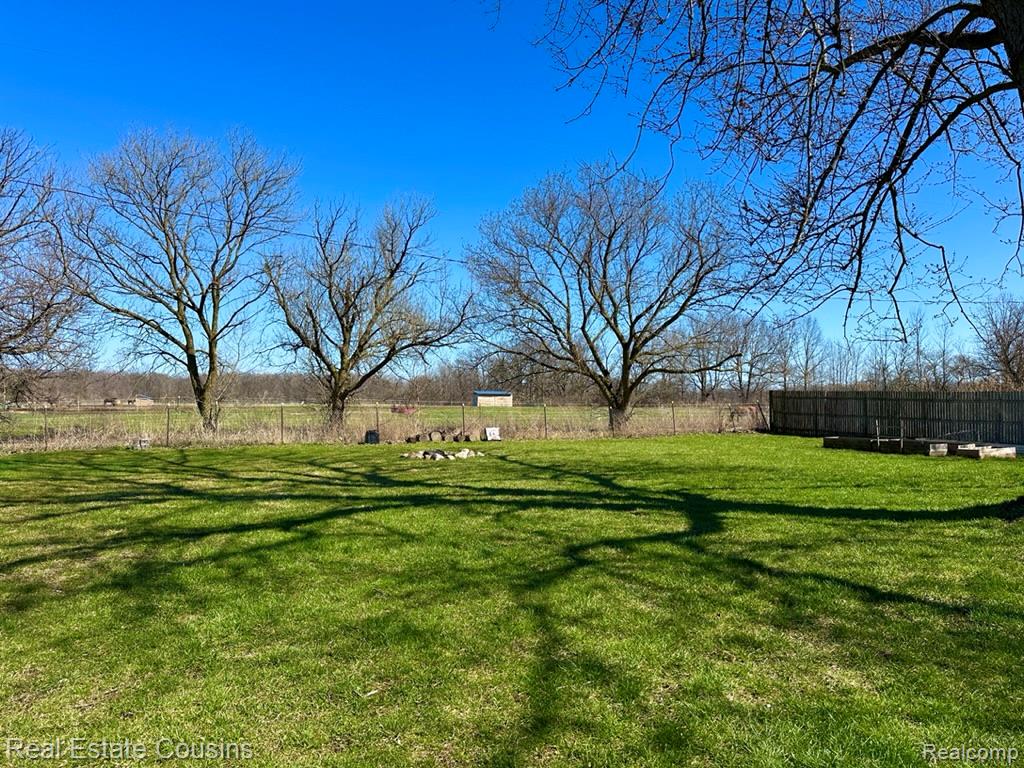 9335 Sheridan Road, Gaines Vlg, MI 48436 — Photo 20