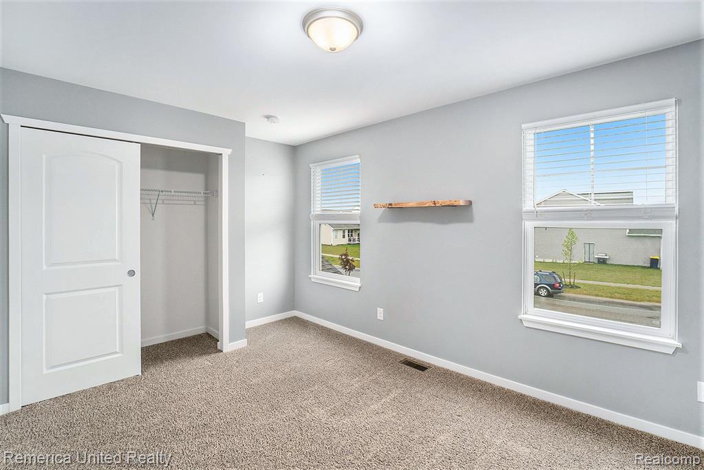 83 Barnsley Drive, Howell, MI 48843 — Photo 18