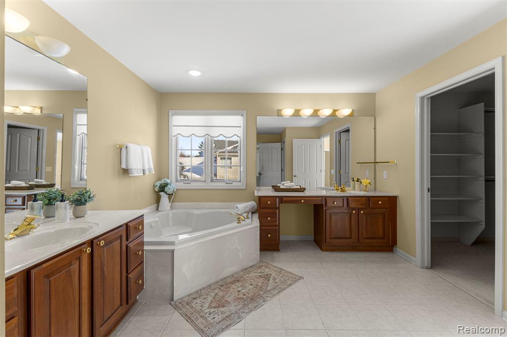 44570 White Pine Circle W, Northville, MI 48168 — Photo 37