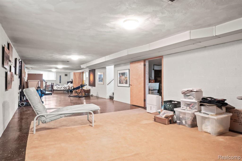 5889 ORCHARD BEND Road, Bloomfield Hills, MI 48301 — Photo 48