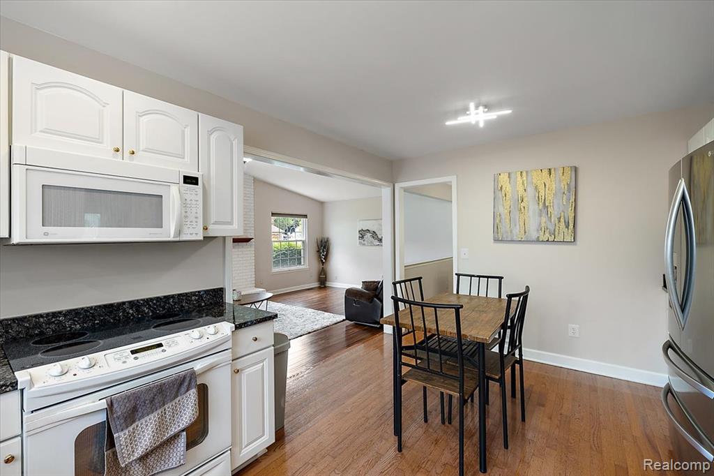 39573 Schroeder Drive, Clinton Twp, MI 48038 — Photo 22