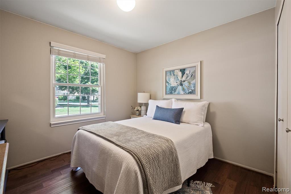 375 Neptune Drive, Walled Lake, MI 48390 — Photo 19