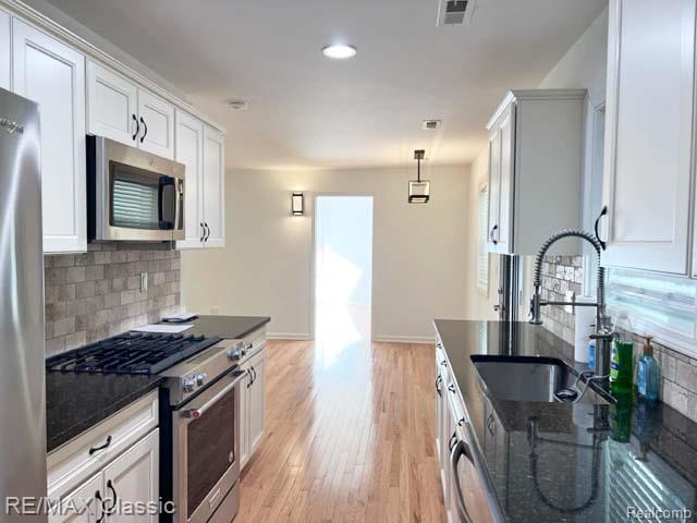 6563 LEYTONSTONE Boulevard, West Bloomfield, MI — Photo 6