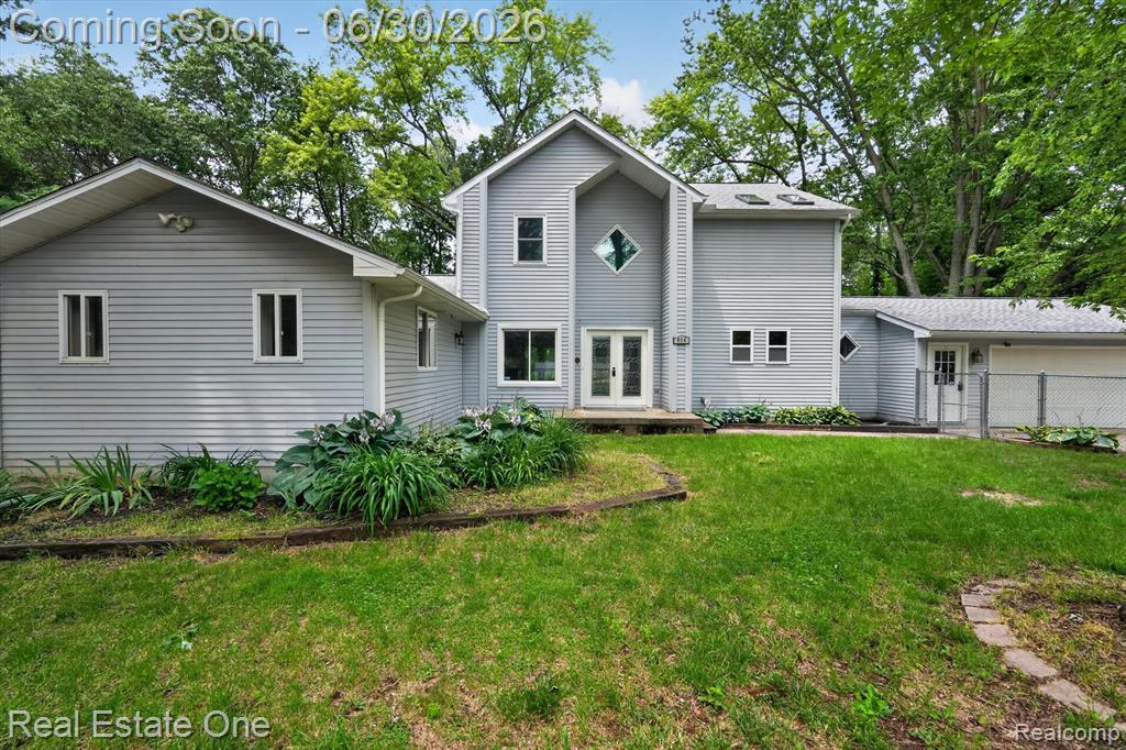 904 N Park Street, Highland, MI 48356 — Photo 3