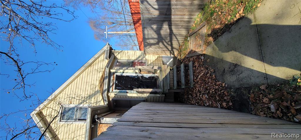 987 E PHILADELPHIA Street, Detroit, MI 48211 — Photo 10
