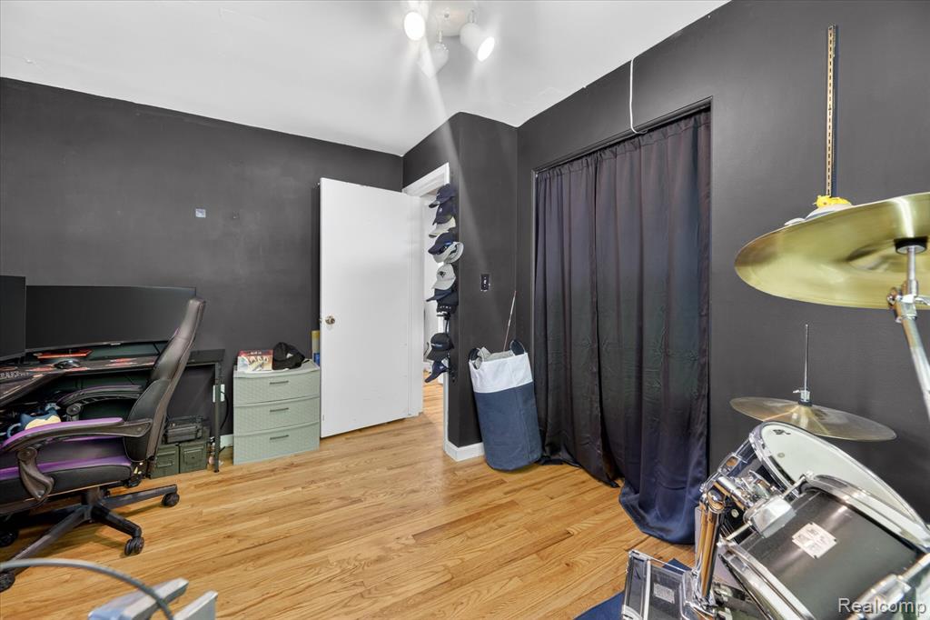 64400 Tipperary Drive, Washington, MI 48095 — Photo 23