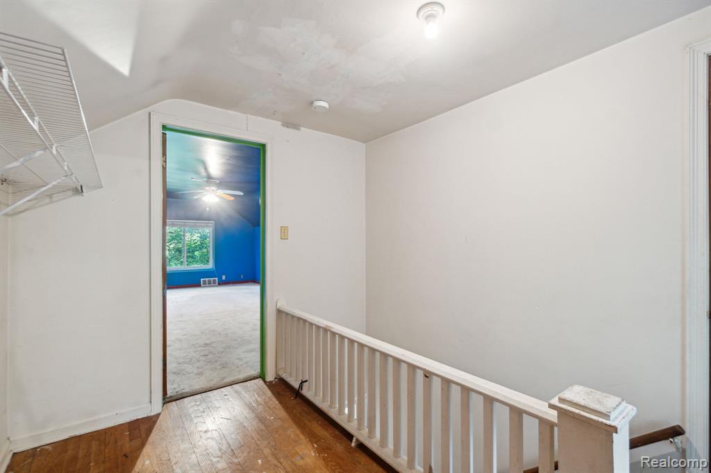 4311 FENTON Road, Flint, MI 48507 — Photo 22