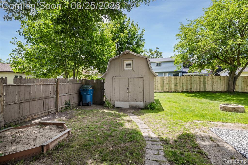 309 Crescent Avenue, Holly, MI 48442 — Photo 27