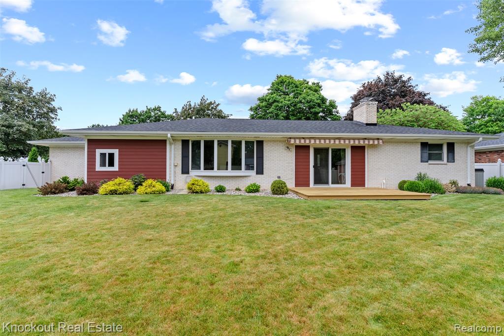 911 Eastgate Drive, Frankenmuth, MI 48734 — Photo 38