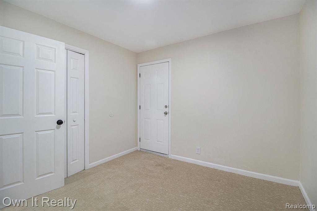9901 CHATHAM, Redford, MI 48239 — Photo 22