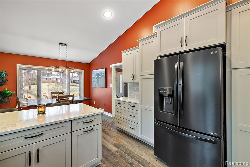 555 Kendry, Bloomfield Hills, MI 48302 — Photo 14