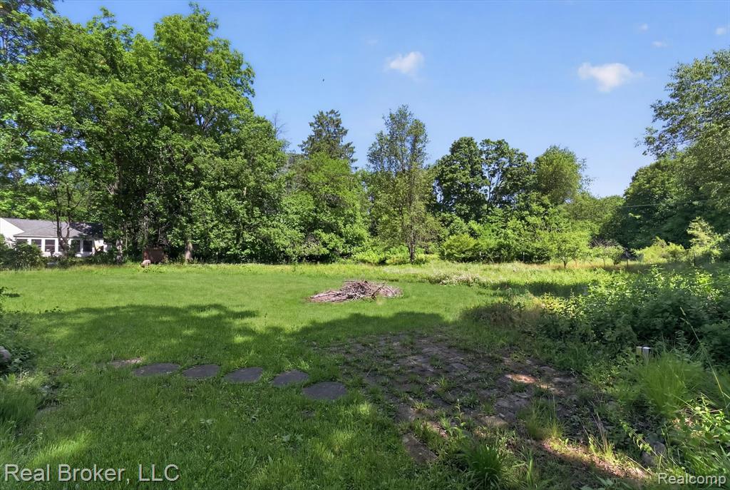 48050 Hull Road, Belleville, MI 48111 — Photo 39