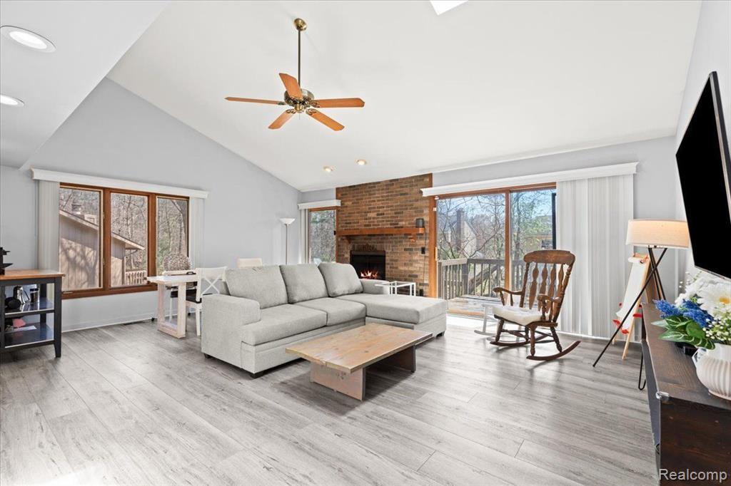 6523 BLUE SPRUCE, West Bloomfield, MI 48324 — Photo 3